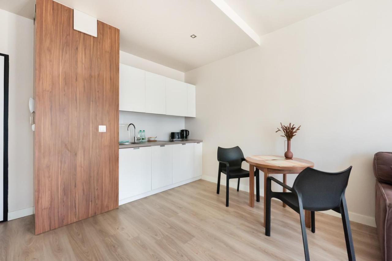 ורשה Magazynowa Classy Apartment מראה חיצוני תמונה