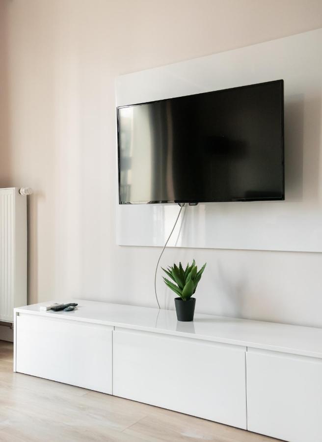 ורשה Magazynowa Classy Apartment מראה חיצוני תמונה